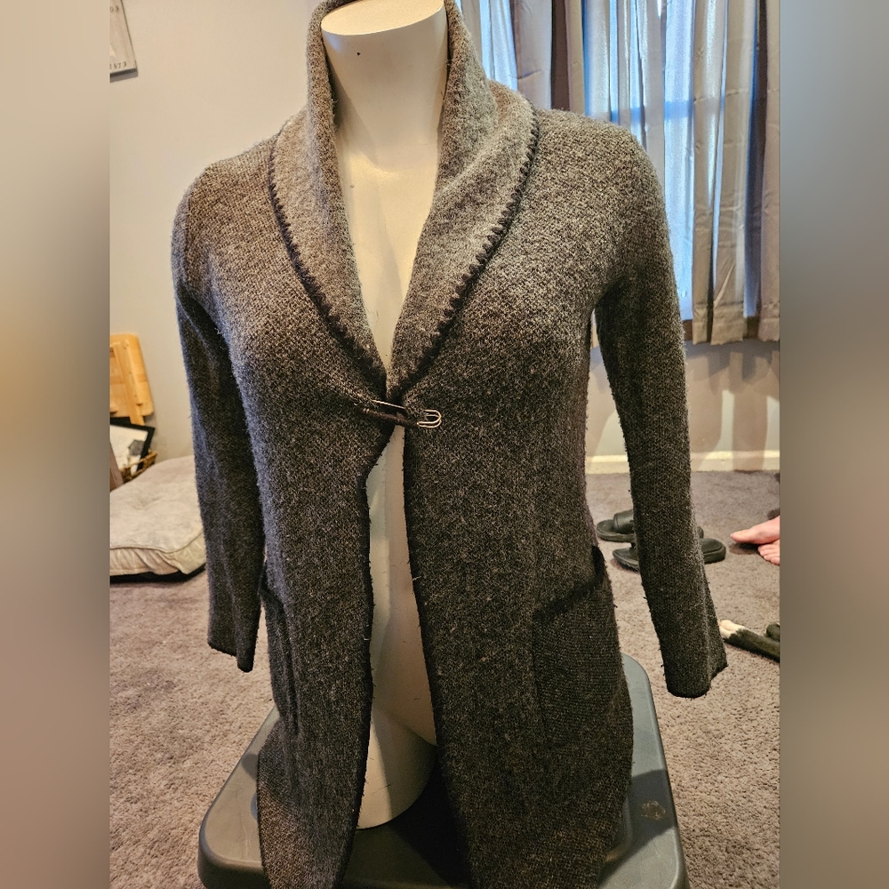 ADRIENNE VITTADINI SWEATER